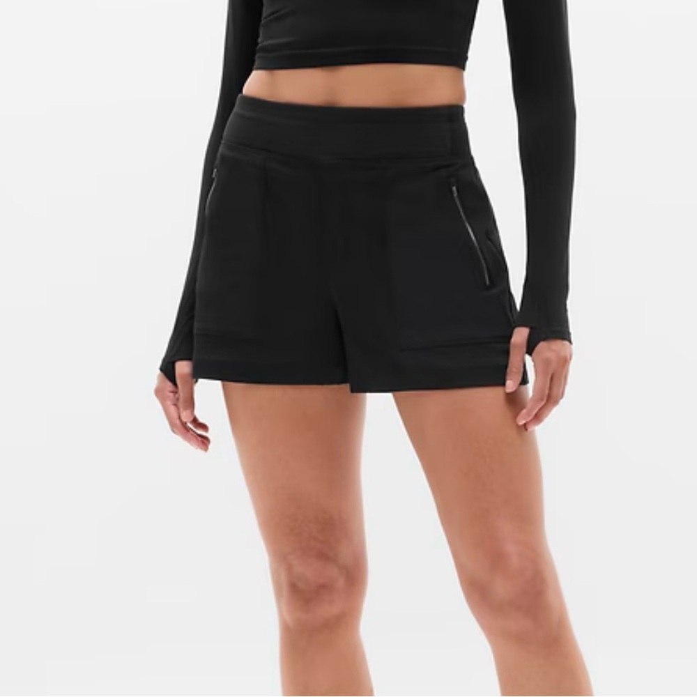 Athleta Trekkie North Shorts- size 6